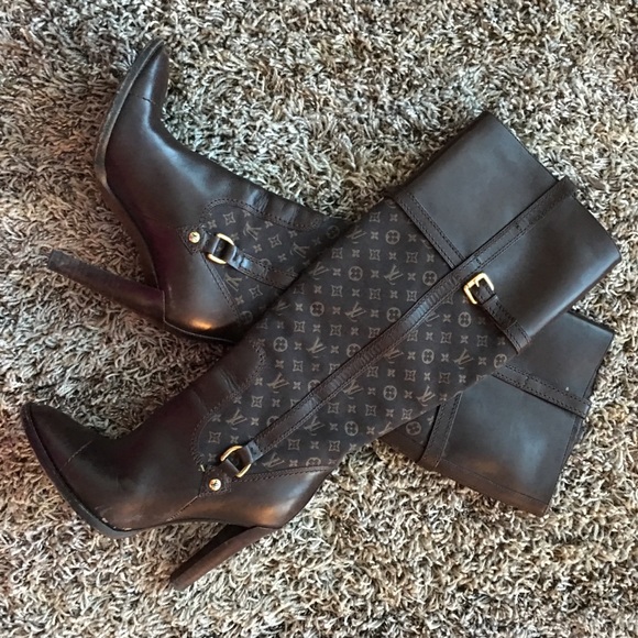 Louis Vuitton mini lin high heel boots - Picture 6 of 16